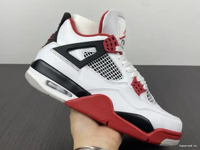 4 DC7770-160 Fire (2020) Jordan Red Retro Air 0501